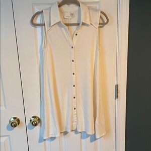 Everleigh Cream Sleeveless Button-Down Shirt